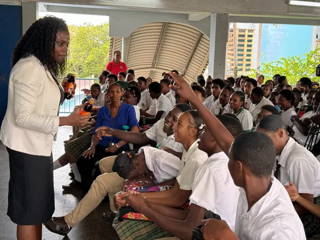 Merlicia with Babonneau students