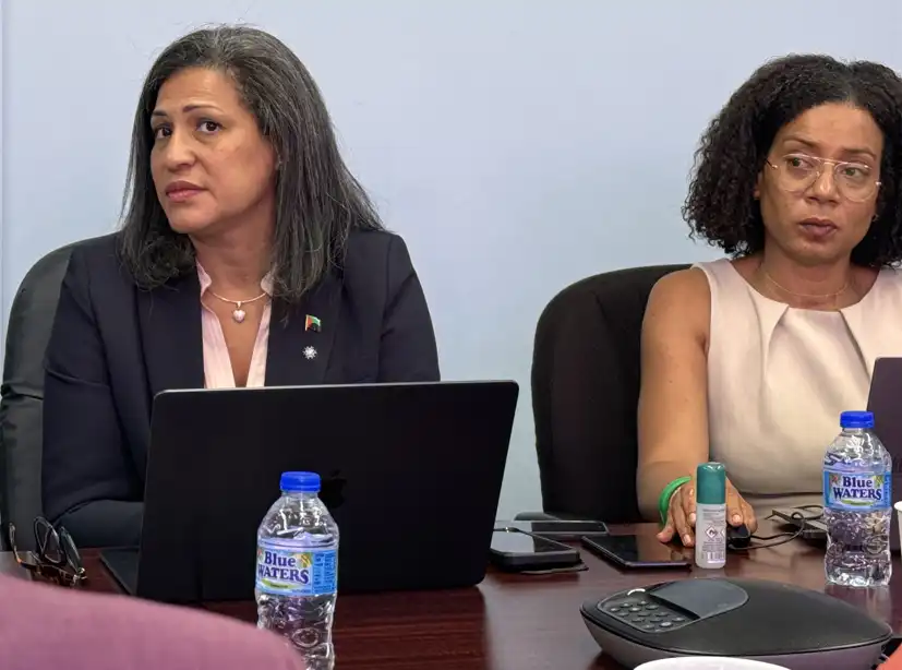 Sandra Casanova (right) and Eve Lombard. Photo: Ministry of Commerce
